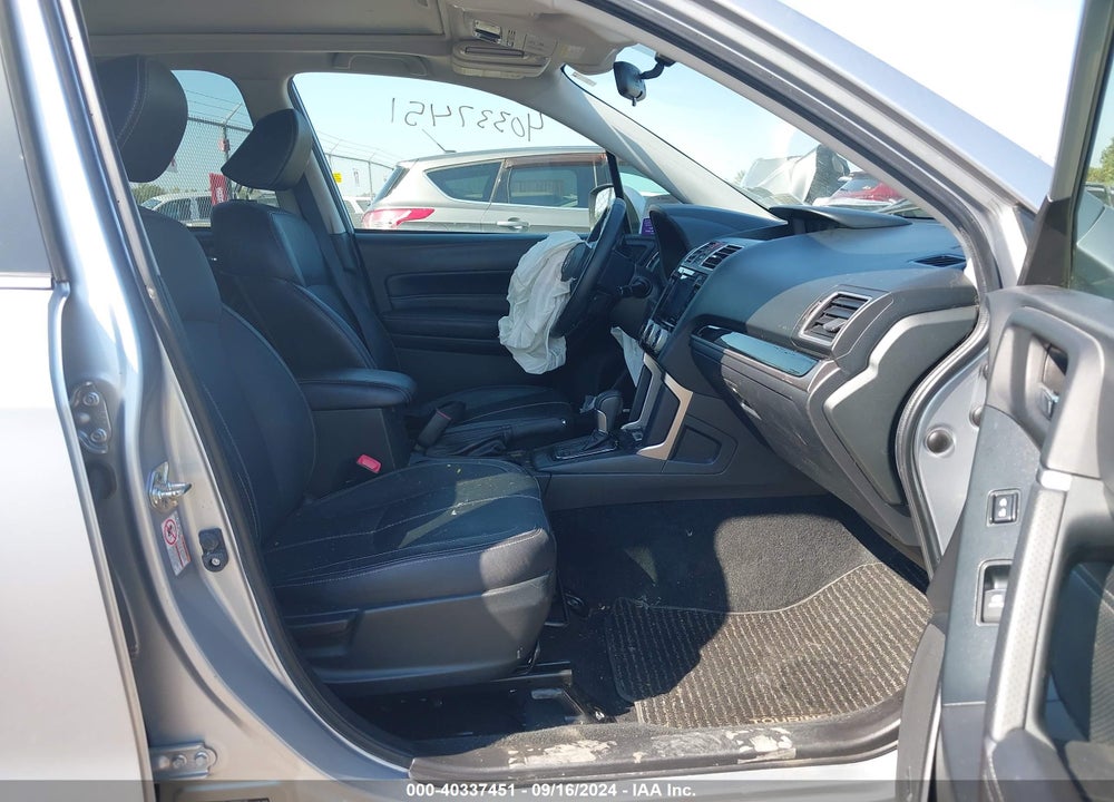 2018 SUBARU FORESTER 2.5I TOURING VIN: JF2SJAWC0JH511726