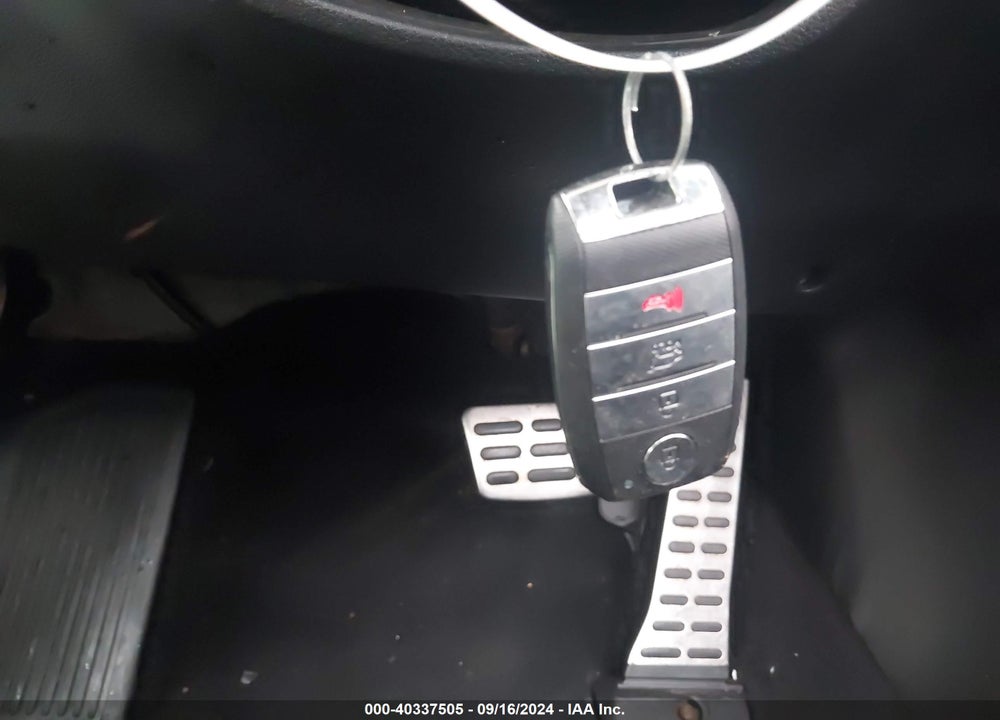 2017 KIA SPORTAGE SX TURBO VIN: KNDPRCA65H7129265