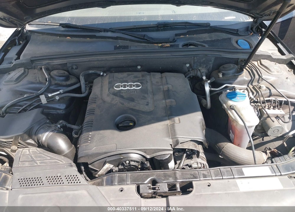 2014 AUDI A4 2.0T PREMIUM VIN: WAUAFAFL0EN043917