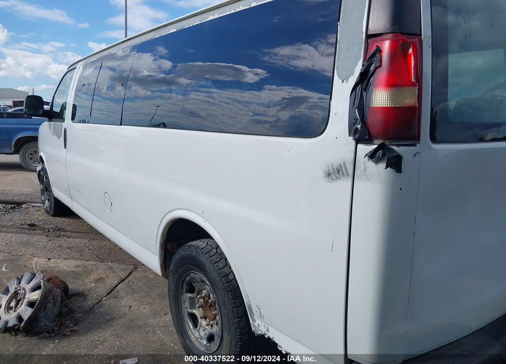 2008 CHEVROLET EXPRESS LS VIN: 1GAHG39K881114427