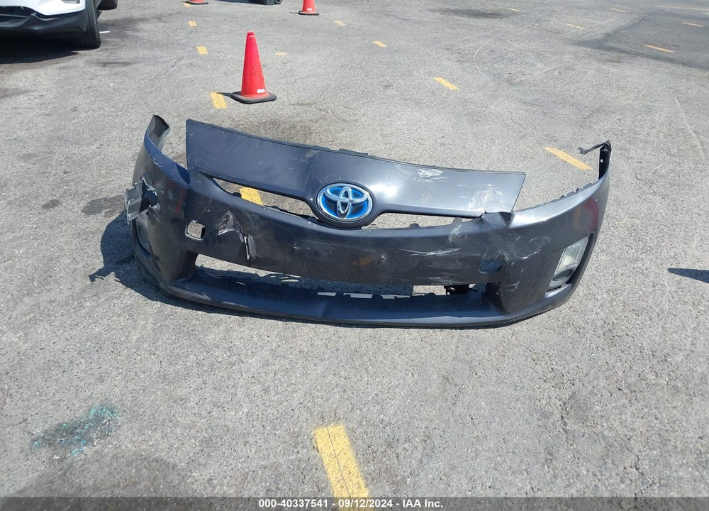 2011 TOYOTA PRIUS THREE VIN: JTDKN3DU4B1450563