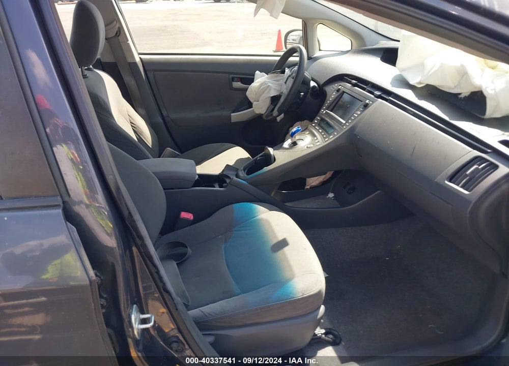 2011 TOYOTA PRIUS THREE VIN: JTDKN3DU4B1450563