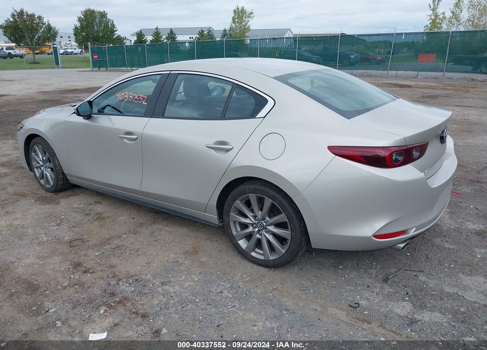 2022 MAZDA 3 SELECT VIN: JM1BPABL2N1507923