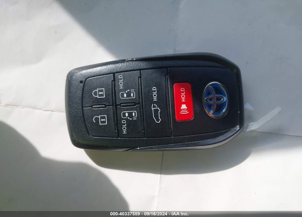 2021 TOYOTA SIENNA XSE VIN: 5TDDSKFC5MS010325