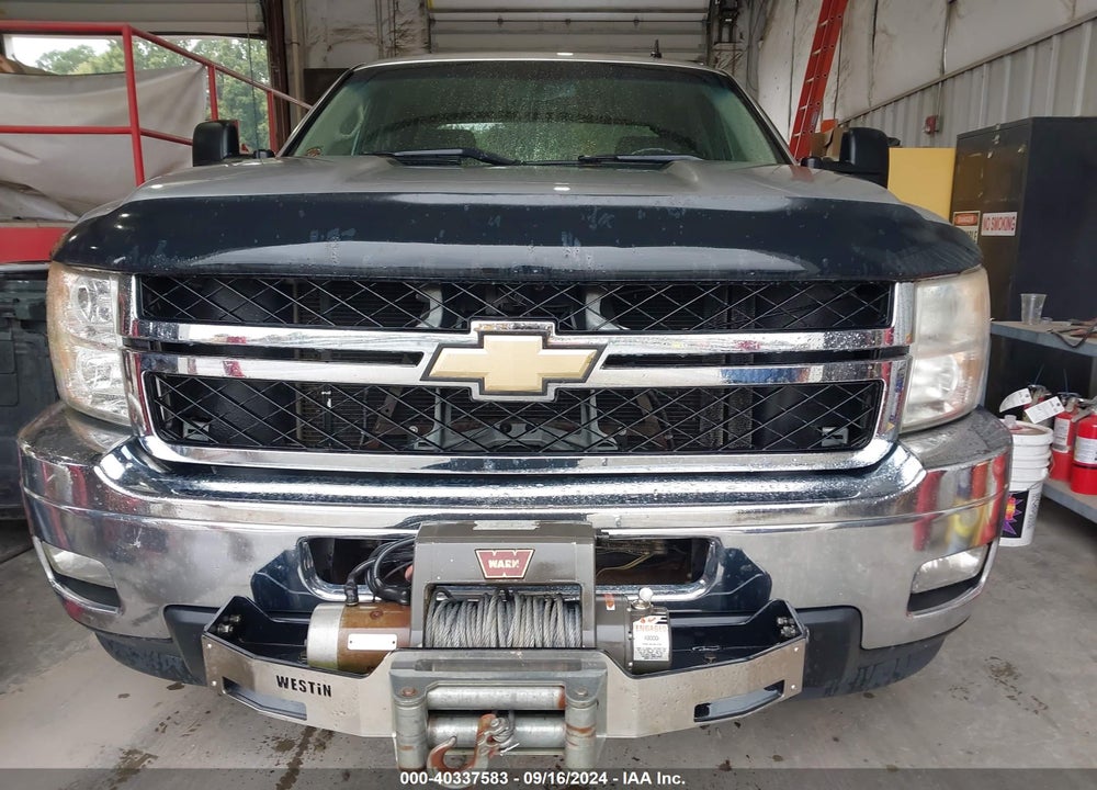 2011 CHEVROLET SILVERADO 2500HD LT VIN: 1GC1KXCG9BF215277