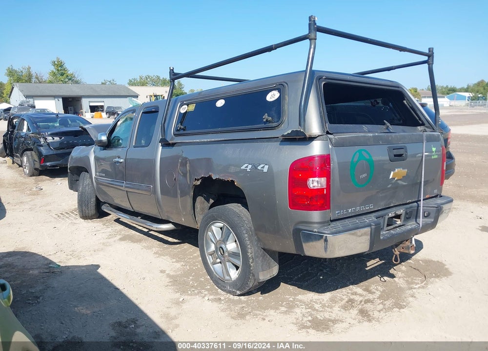2013 CHEVROLET SILVERADO 1500 LT VIN: 1GCRKSE74DZ244772