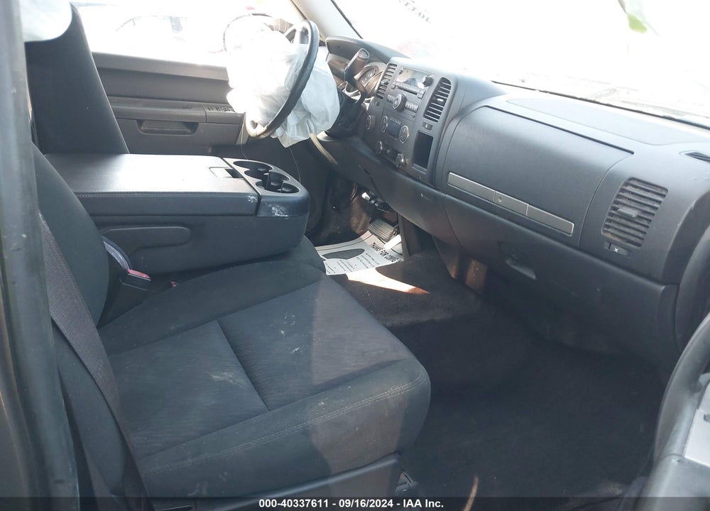 2013 CHEVROLET SILVERADO 1500 LT VIN: 1GCRKSE74DZ244772