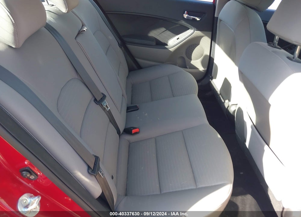 2016 KIA FORTE LX VIN: KNAFX4A69G5522846