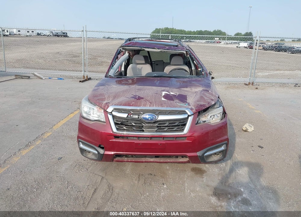 2017 SUBARU FORESTER 2.5I PREMIUM VIN: JF2SJAEC8HH545831