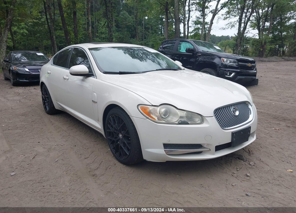 2010 JAGUAR XF PREMIUM VIN: SAJWA0GB1ALR52196