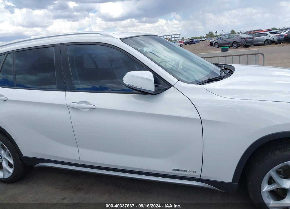 2015 BMW X1 SDRIVE28I VIN: WBAVM1C58FV498223