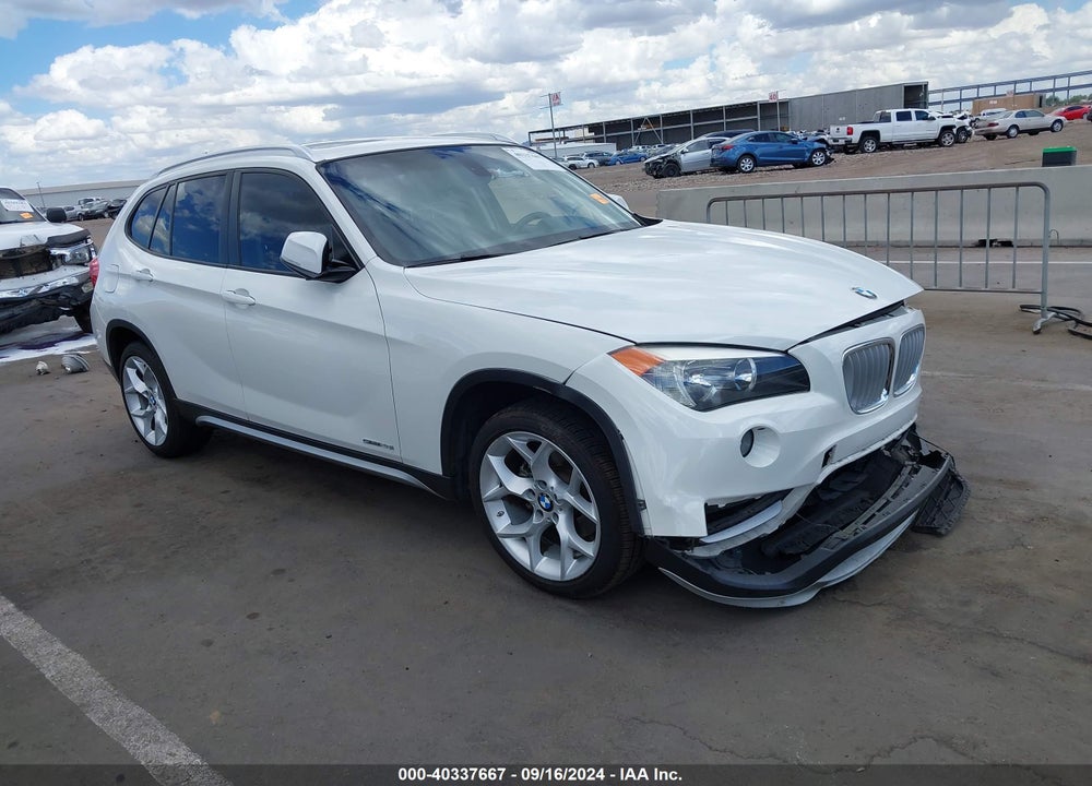 2015 BMW X1 SDRIVE28I VIN: WBAVM1C58FV498223