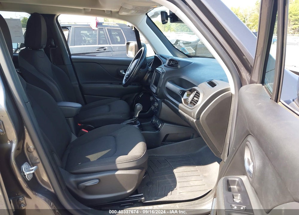 2018 JEEP RENEGADE ALTITUDE 4X4 VIN: ZACCJBBB7JPG90877