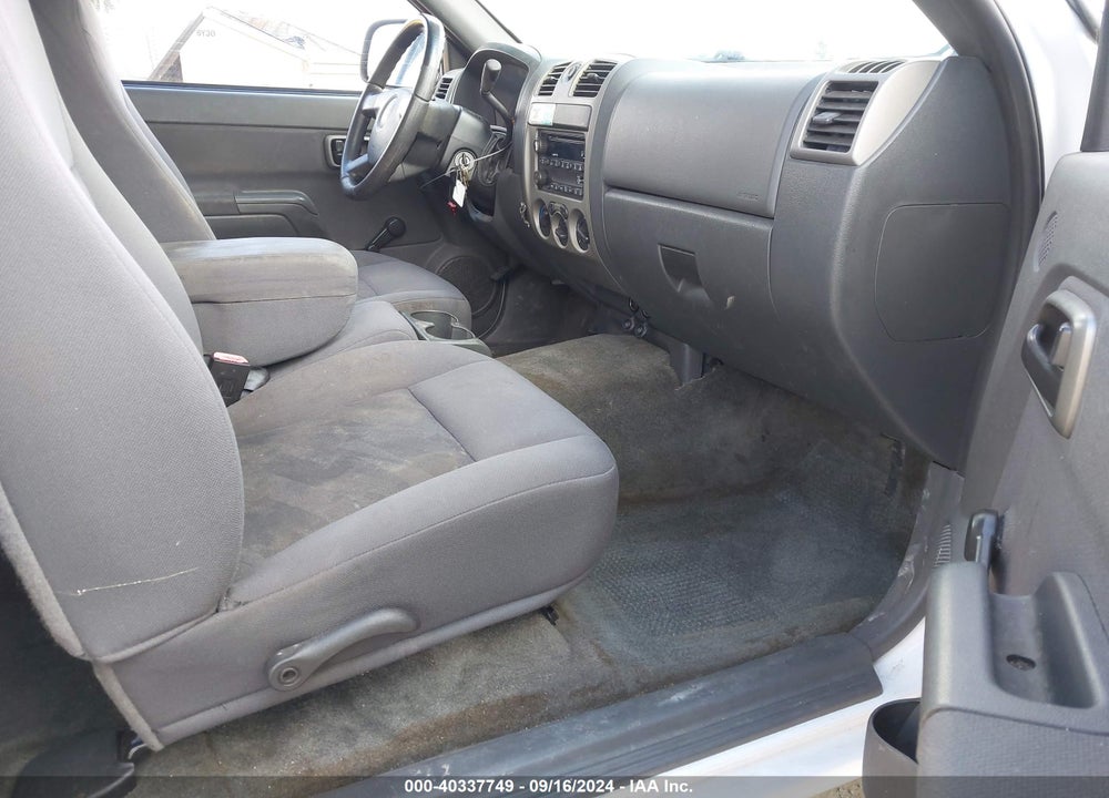2005 CHEVROLET COLORADO LS VIN: 1GCCS198458256706