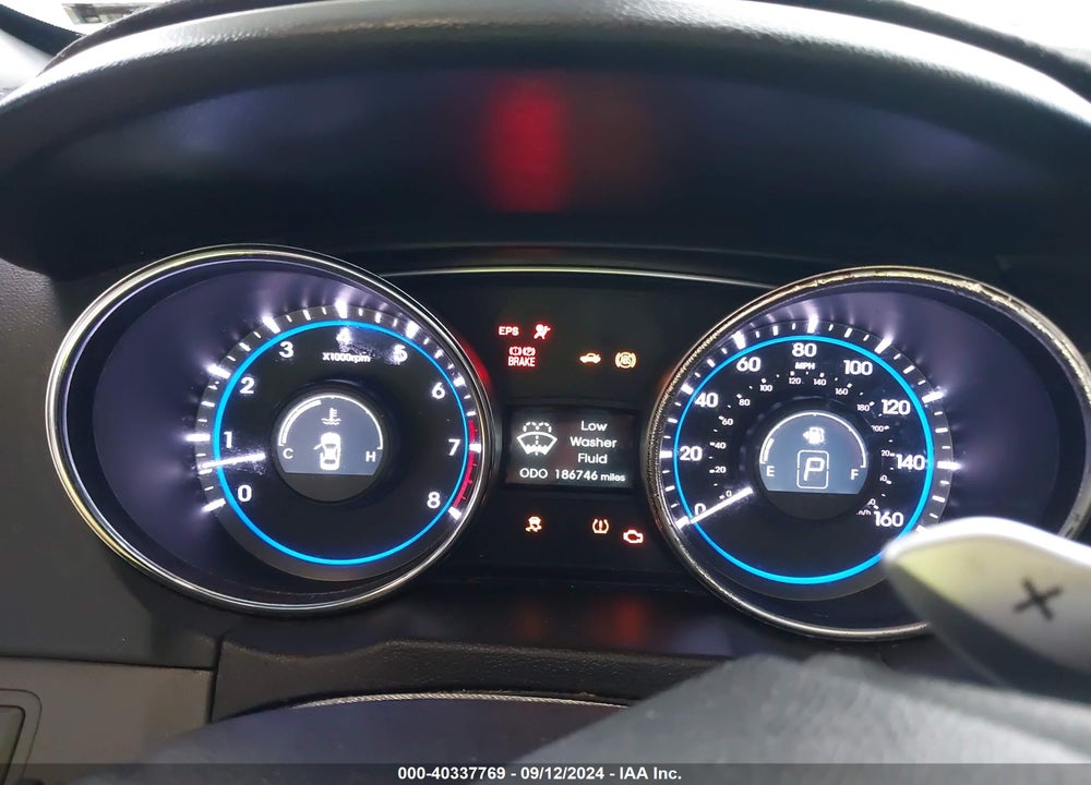 2011 HYUNDAI SONATA SE VIN: 5NPEC4AC3BH043492