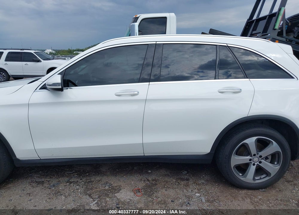 2016 MERCEDES-BENZ GLC 300 VIN: WDC0G4JB1GF096712