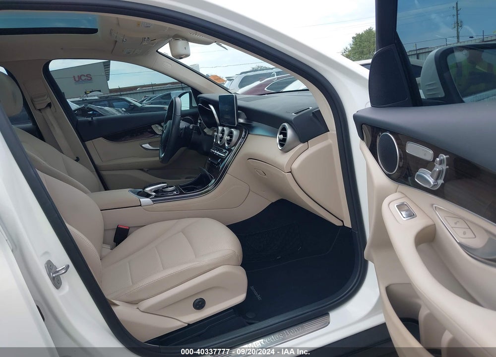 2016 MERCEDES-BENZ GLC 300 VIN: WDC0G4JB1GF096712