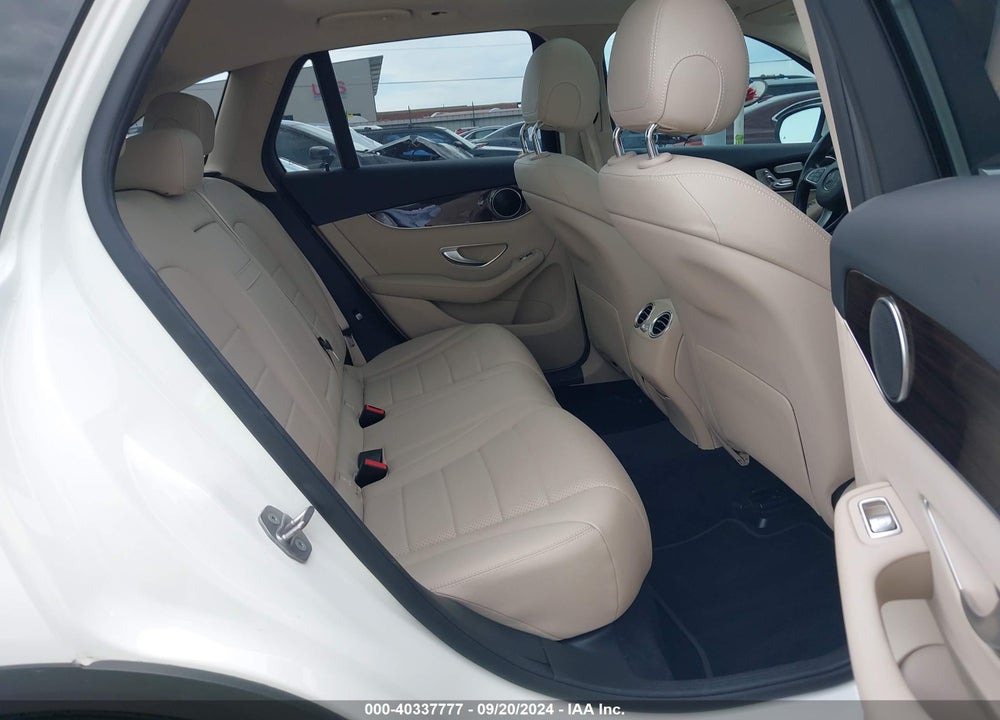 2016 MERCEDES-BENZ GLC 300 VIN: WDC0G4JB1GF096712