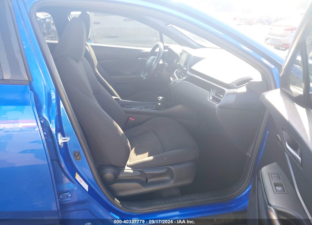 2018 TOYOTA C-HR XLE PREMIUM VIN: NMTKHMBX3JR038242
