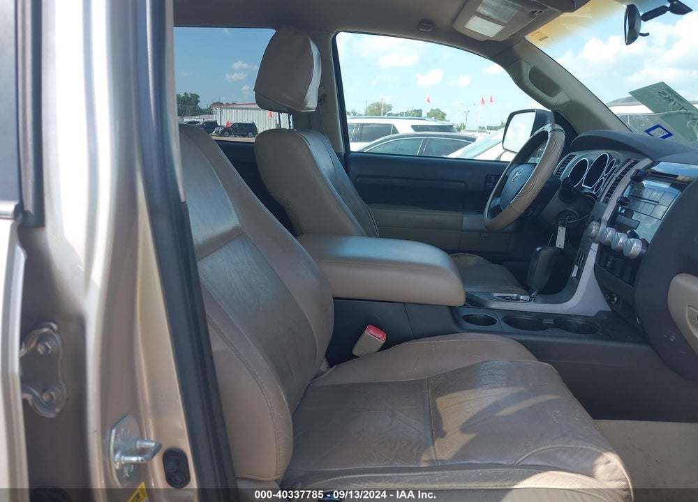 2008 TOYOTA TUNDRA SR5 5.7L V8 VIN: 5TFDV54128X038657