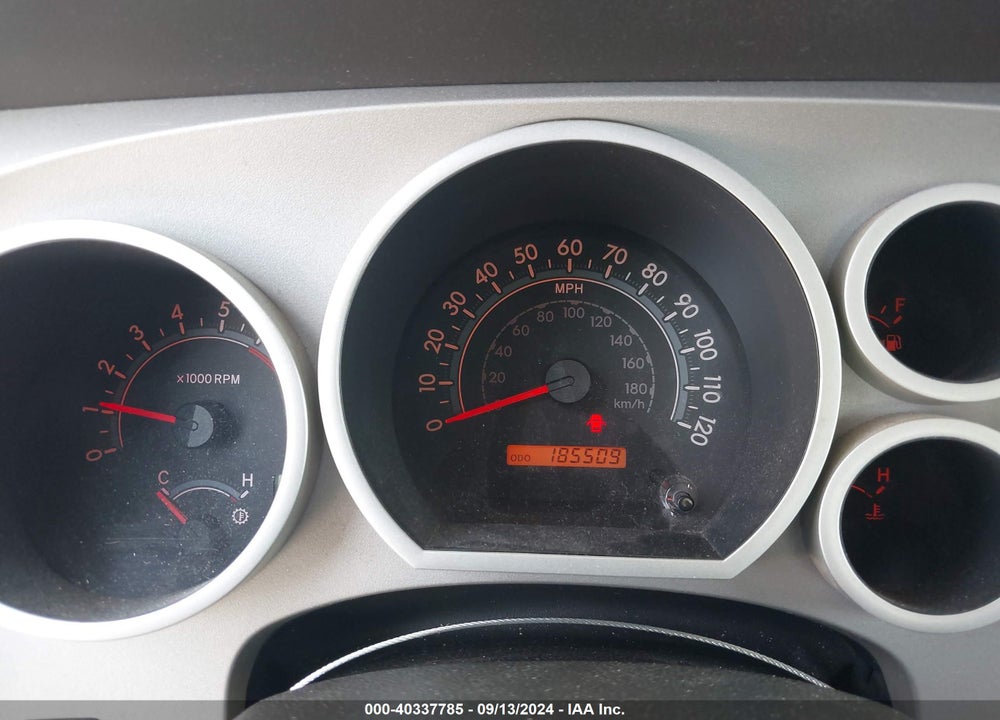 2008 TOYOTA TUNDRA SR5 5.7L V8 VIN: 5TFDV54128X038657