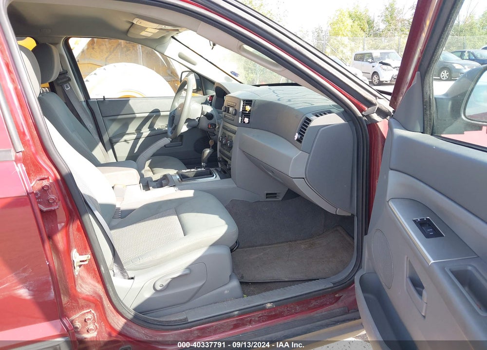 2007 JEEP GRAND CHEROKEE LAREDO VIN: 1J8GR48K37C543989