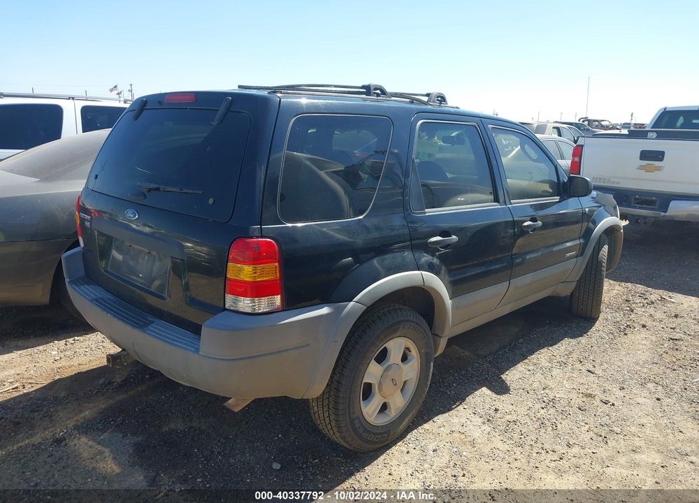 2001 FORD ESCAPE XLT VIN: 1FMCU03151KC55573