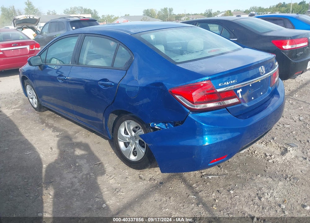 2015 HONDA CIVIC LX VIN: 2HGFB2F58FH558669