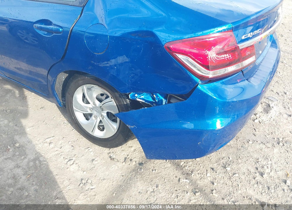 2015 HONDA CIVIC LX VIN: 2HGFB2F58FH558669