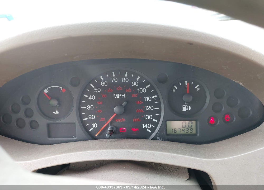 2005 FORD FOCUS ZX4 VIN: 1FAFP34N15W251990
