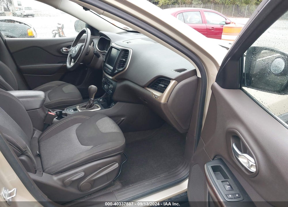 2014 JEEP CHEROKEE LATITUDE VIN: 1C4PJMCB8EW311700