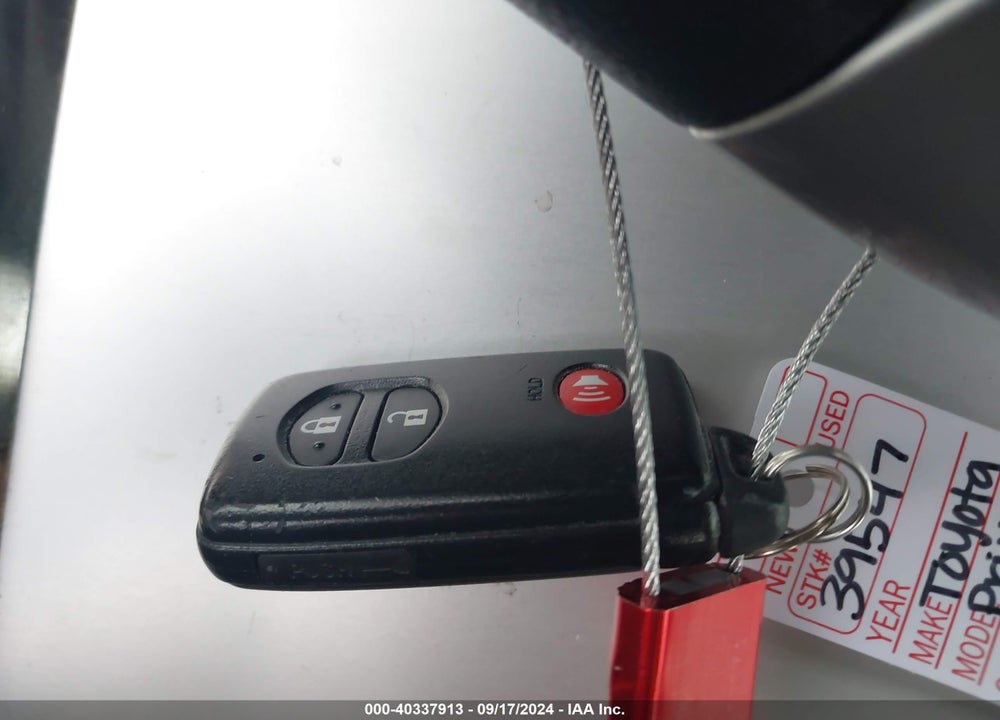 2013 TOYOTA PRIUS TWO VIN: JTDKN3DU7D5643589