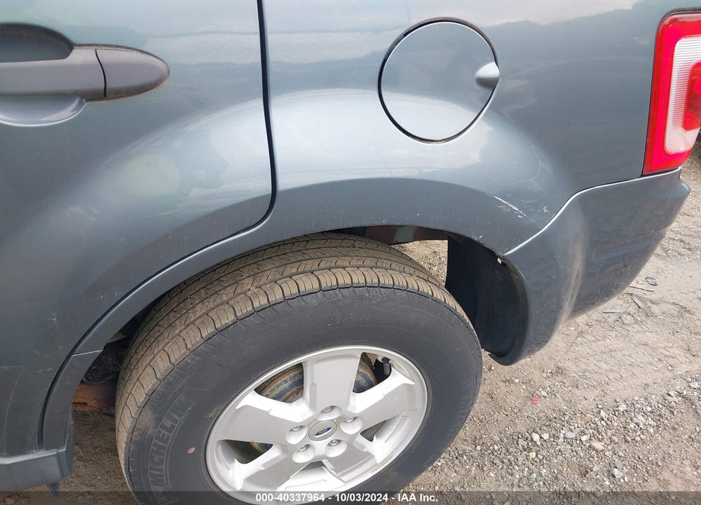2012 FORD ESCAPE XLS VIN: 1FMCU0C70CKC22486