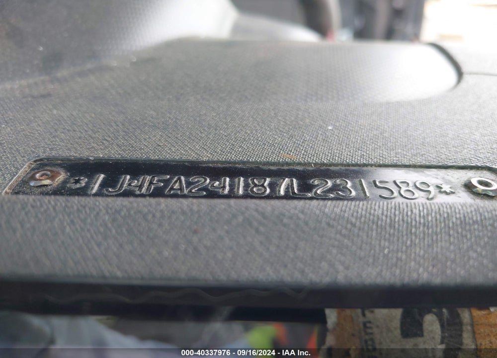 2007 JEEP WRANGLER X VIN: 1J4FA24187L231589