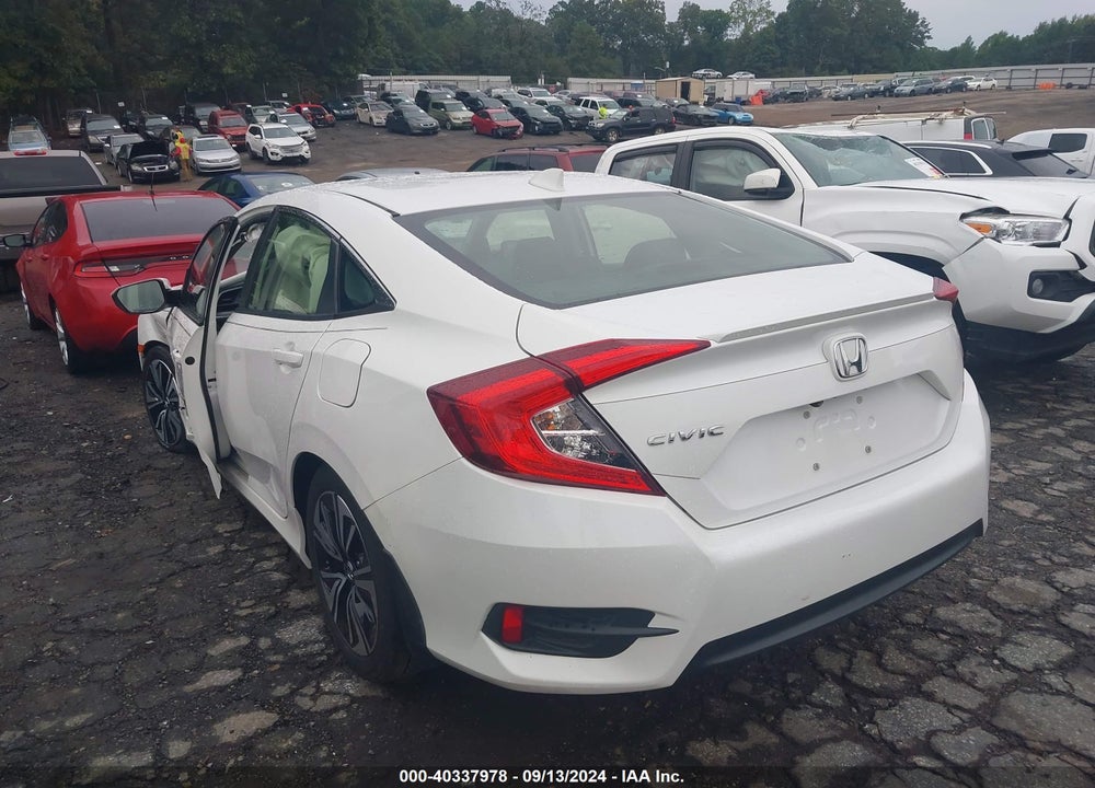 2018 HONDA CIVIC EX-L VIN: JHMFC1F76JX041638