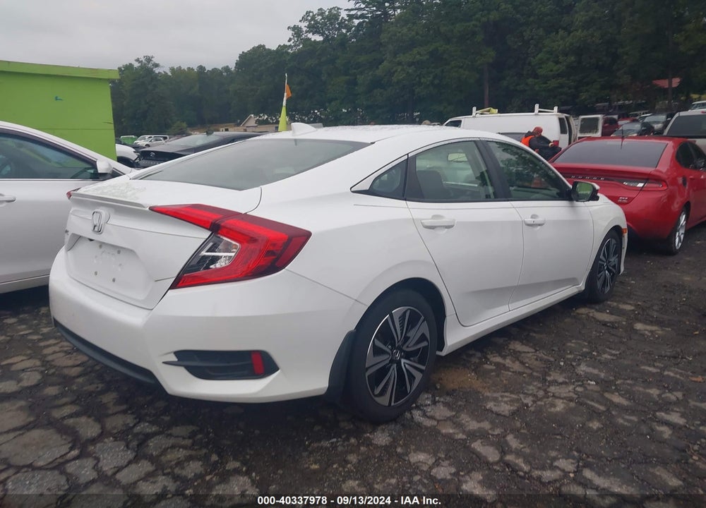 2018 HONDA CIVIC EX-L VIN: JHMFC1F76JX041638