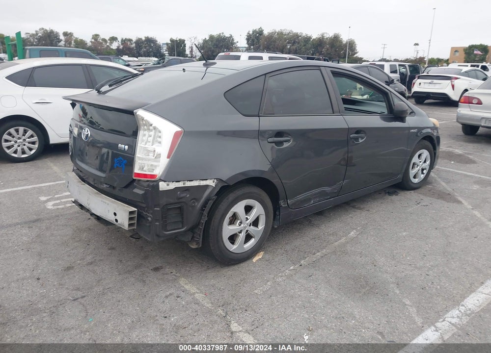 2011 TOYOTA PRIUS TWO VIN: JTDKN3DU8B1362048