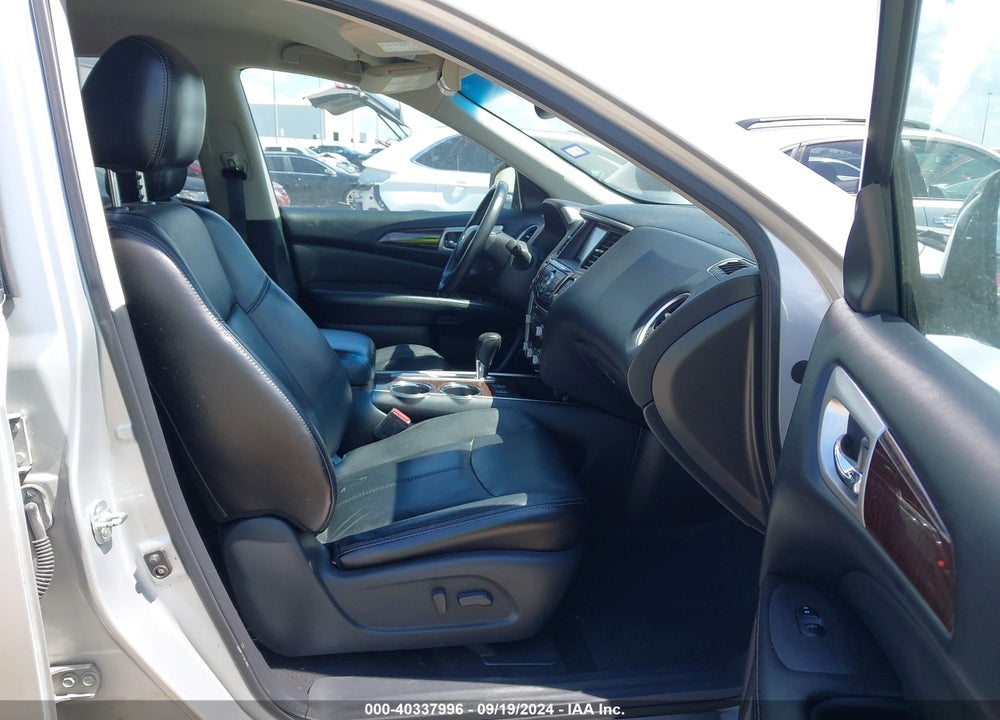 2013 NISSAN PATHFINDER SL VIN: 5N1AR2MN4DC665074