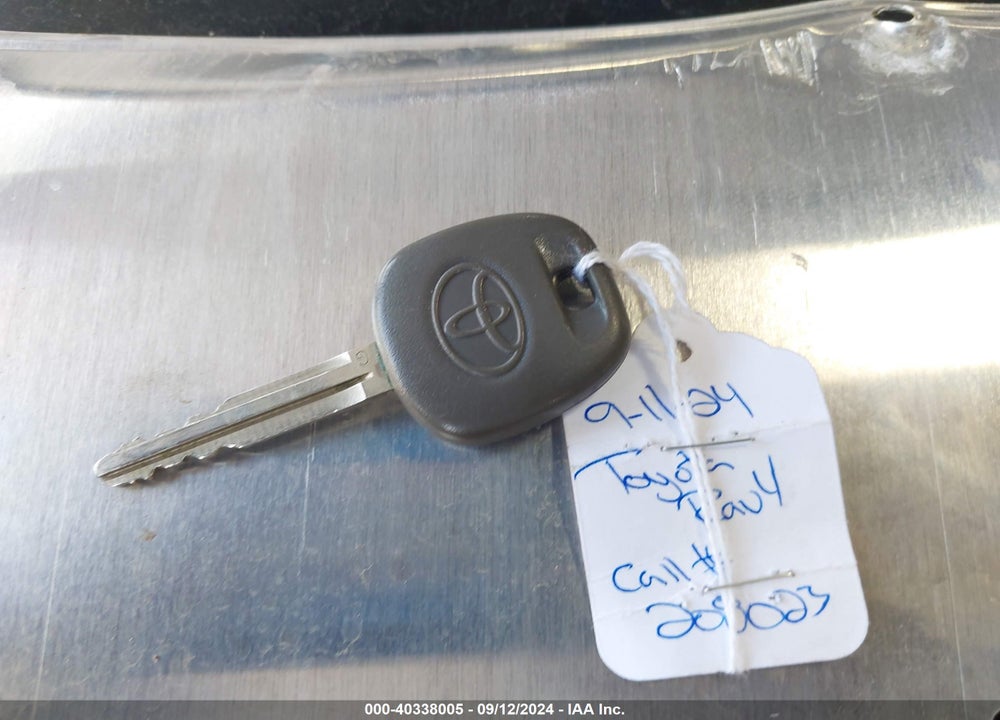 2012 TOYOTA RAV4 VIN: 2T3BF4DV3CW203307