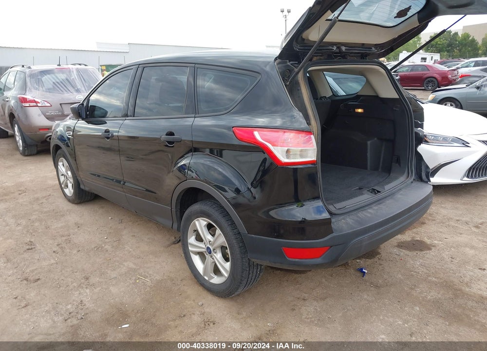 2016 FORD ESCAPE S VIN: 1FMCU0F73GUC58100