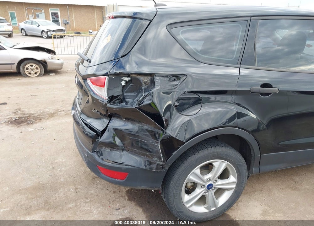 2016 FORD ESCAPE S VIN: 1FMCU0F73GUC58100