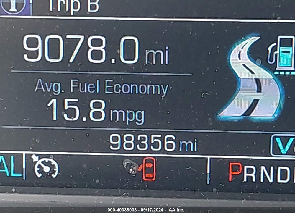 2019 GMC YUKON XL SLE VIN: 1GKS2FKC7KR121172