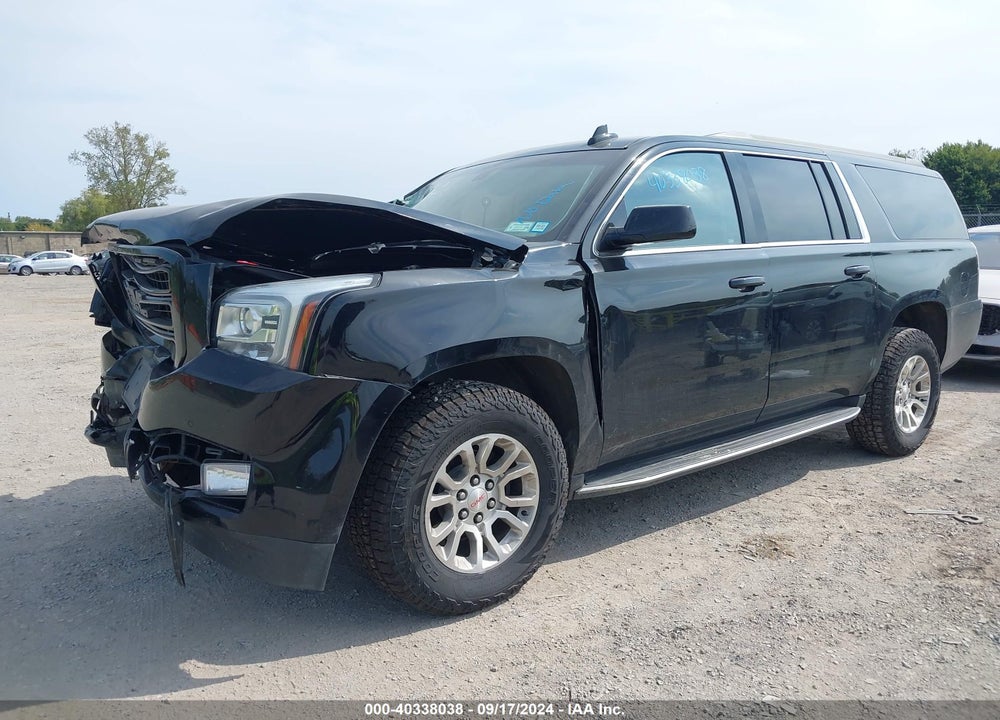 2019 GMC YUKON XL SLE VIN: 1GKS2FKC7KR121172