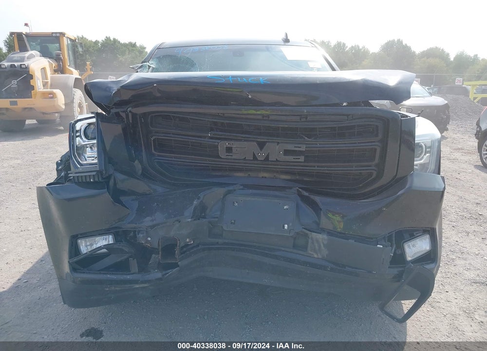 2019 GMC YUKON XL SLE VIN: 1GKS2FKC7KR121172