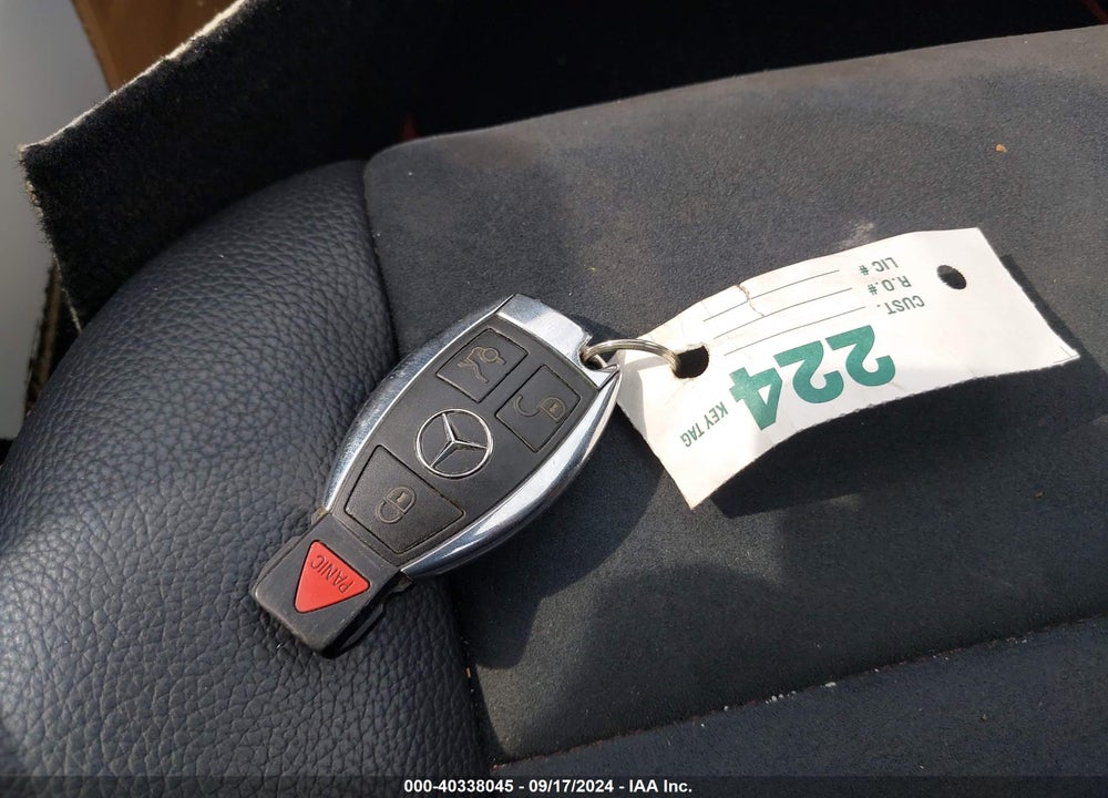 2013 MERCEDES-BENZ C 300 LUXURY 4MATIC/SPORT 4MATIC VIN: WDDGF8AB7DR251763