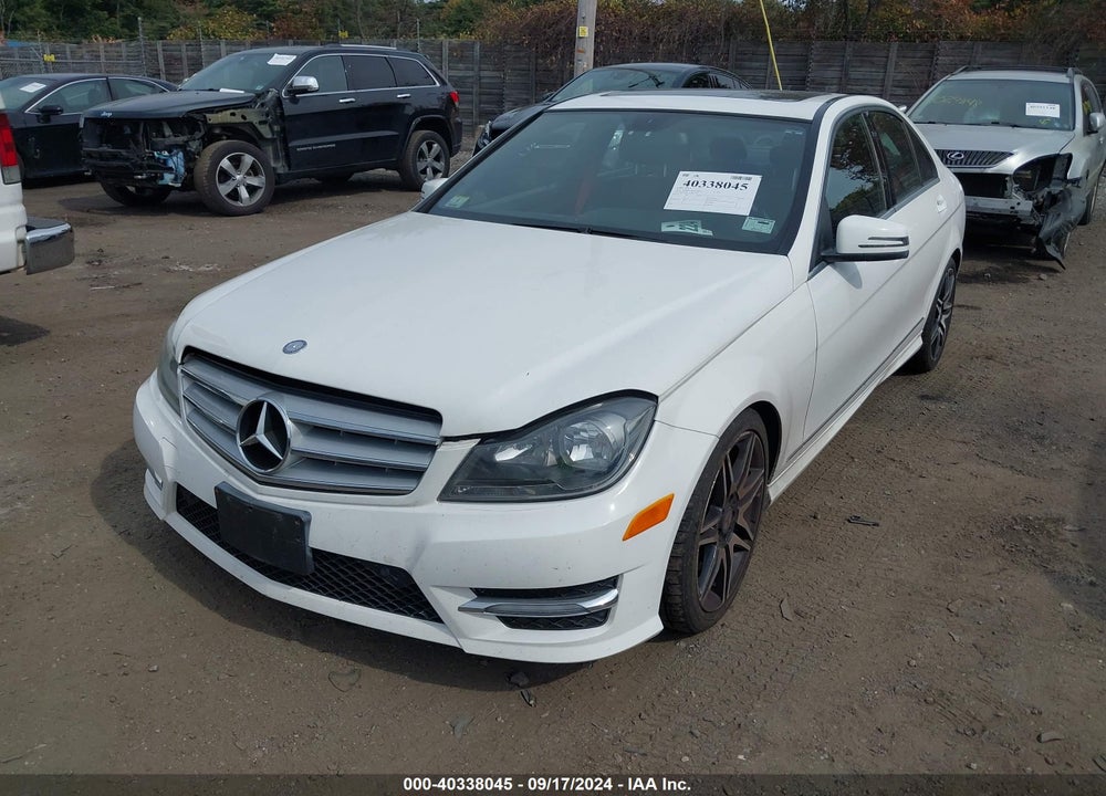 2013 MERCEDES-BENZ C 300 LUXURY 4MATIC/SPORT 4MATIC VIN: WDDGF8AB7DR251763