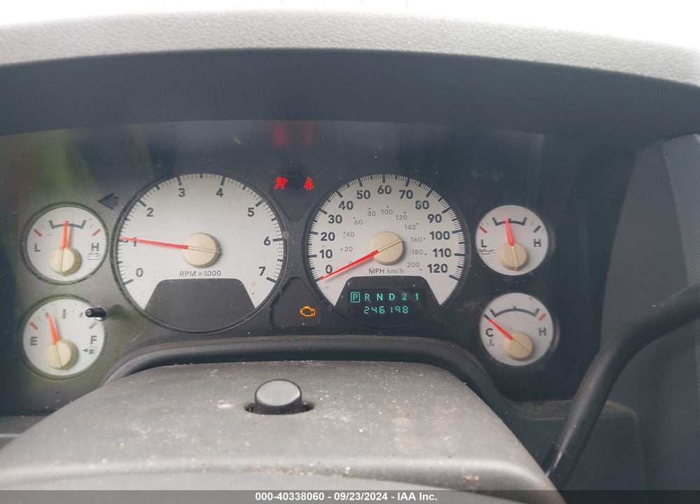 2007 DODGE RAM 1500 SLT/TRX4 OFF ROAD/SPORT VIN: 1D7HU182X7J612882