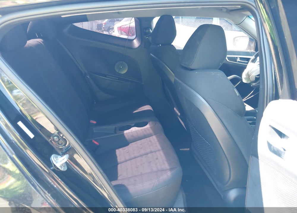 2016 HYUNDAI VELOSTER VIN: KMHTC6AD5GU276455