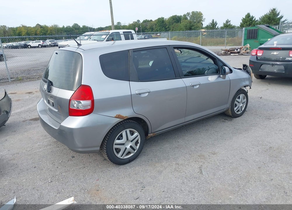2008 HONDA FIT VIN: JHMGD38408S072472