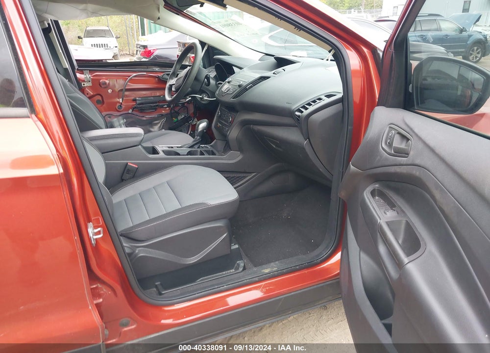 2019 FORD ESCAPE S VIN: 1FMCU0F7XKUA30474